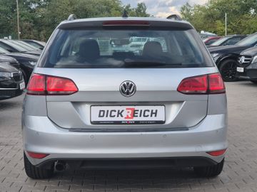 Volkswagen Golf - 5