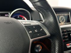 MERCEDES-BENZ ML 350 CDI / AMG / 4X4/ V6 / AHK / GARANTIE / MERCEDES-BENZ ML 350 CDI / AMG / 4X4/ V6 / AHK / GARANTIE /