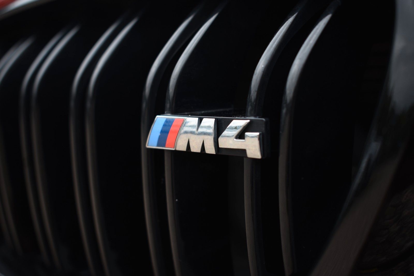 Fahrzeugabbildung BMW M4 Coupe Competition/HUD/Shadow/Carbon/DKG