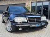 Mercedes-Benz 200 200-500 (W124) 500E / 5.0 V8 / 326 PK / AMG - Mercedes-Benz AMG 32