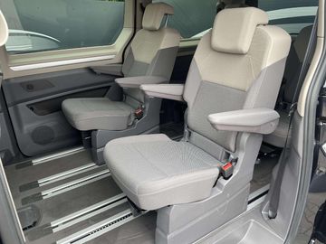 Volkswagen T7 Multivan - 11