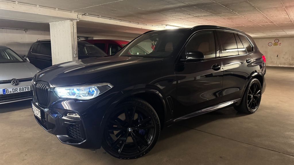 Image of BMW X5 M50
