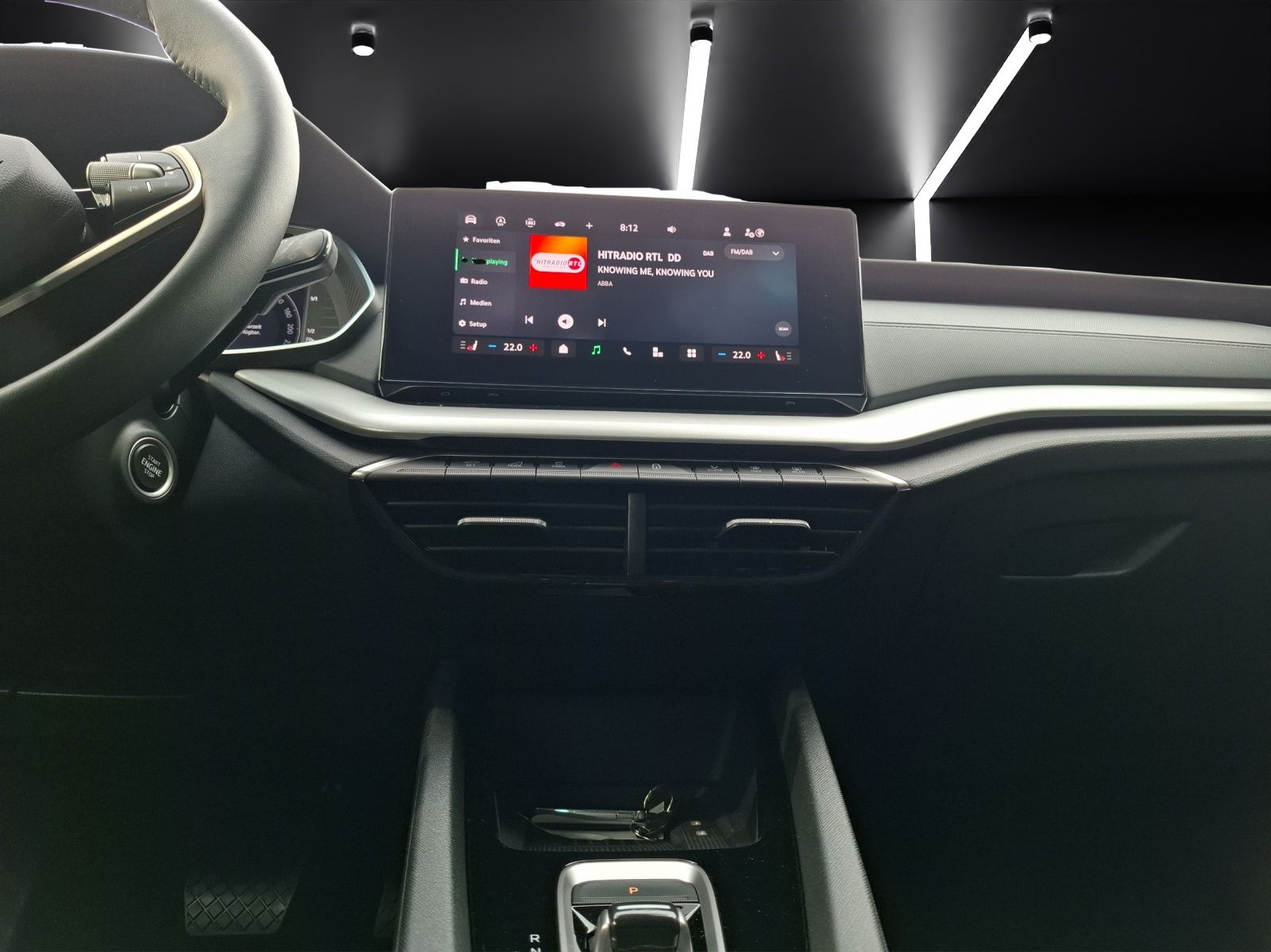 Fahrzeugabbildung SKODA Octavia Combi TDI Selection DSG  LED RFK GRA SH