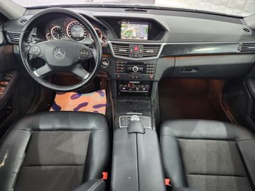 Mercedes E 350 - 11