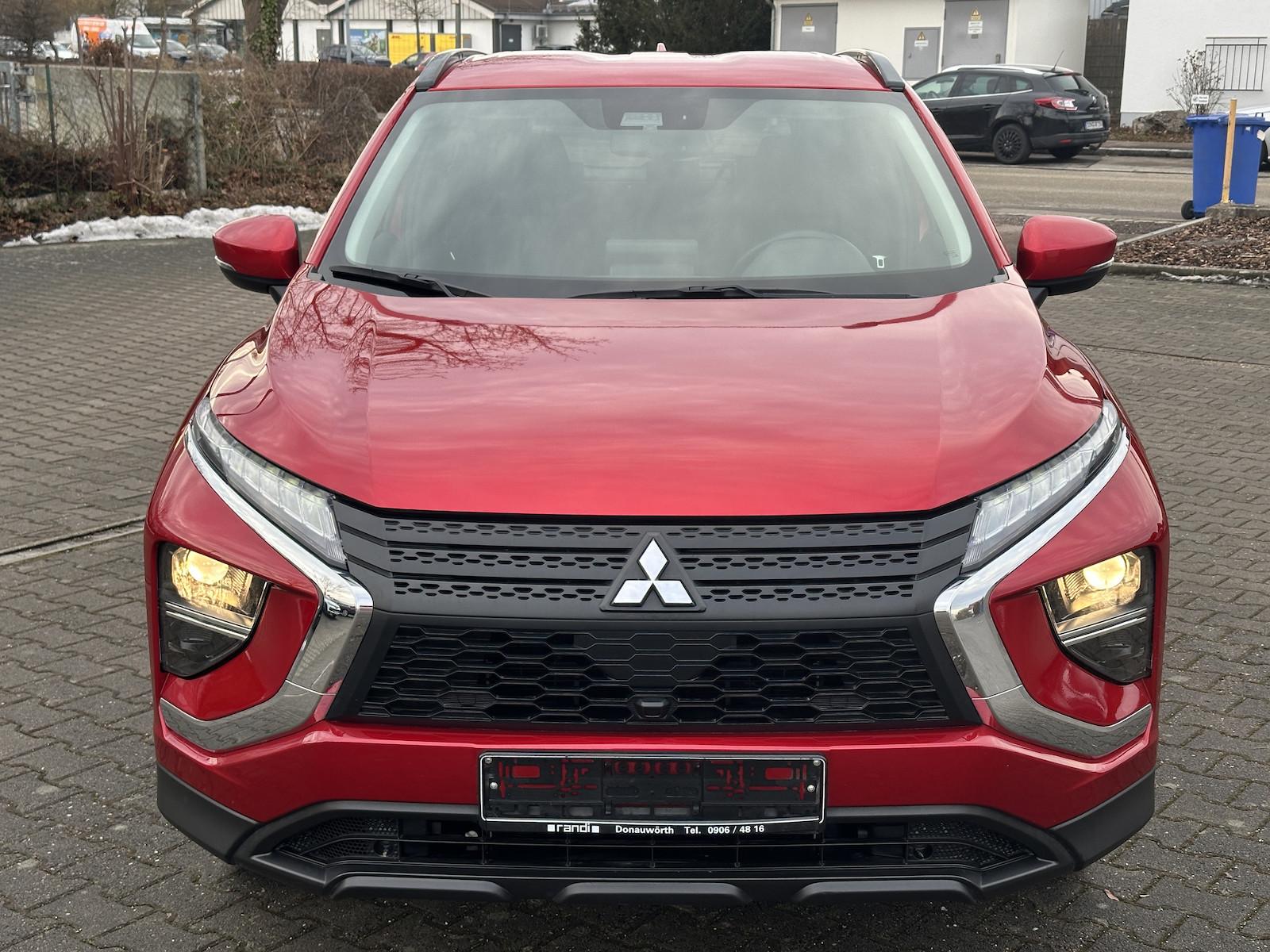 Mitsubishi Eclipse Cross Basis Hybrid 4WD