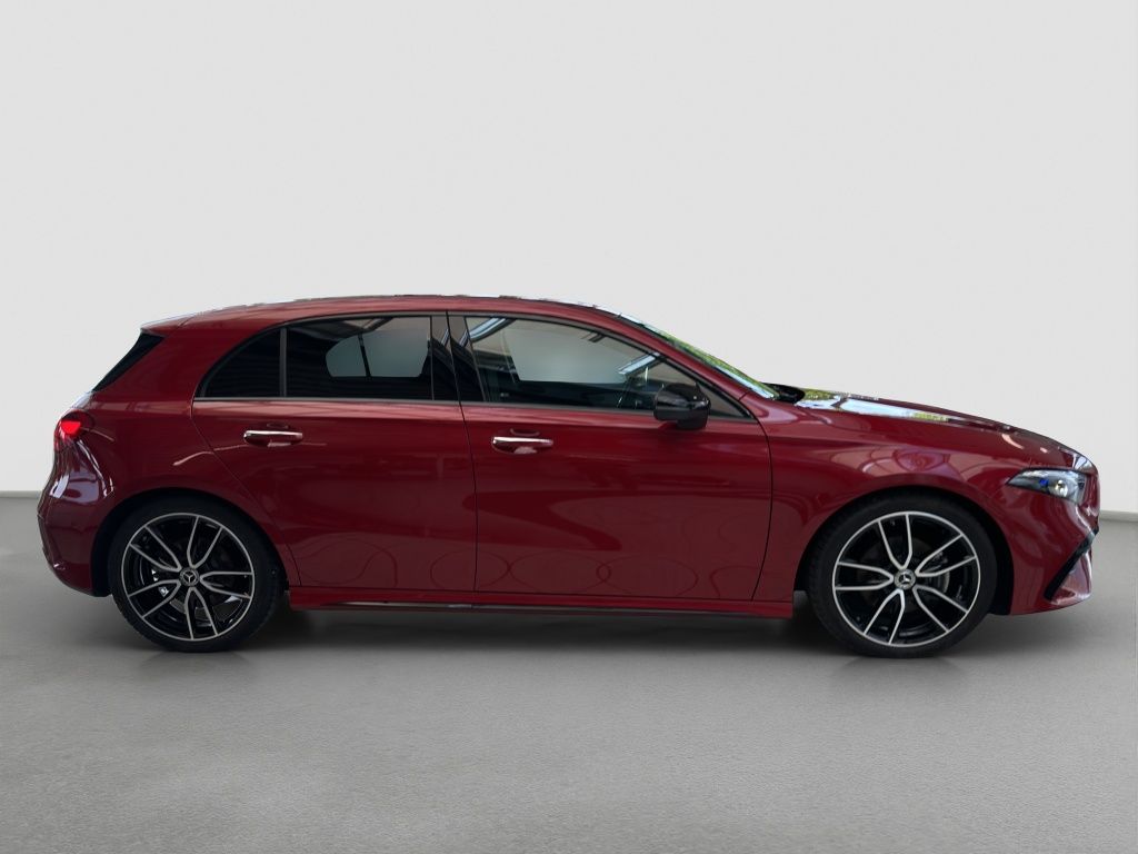 Fahrzeugabbildung Mercedes-Benz A 200 AMG Line*Night Paket*Kamera*KEYLESS-GO