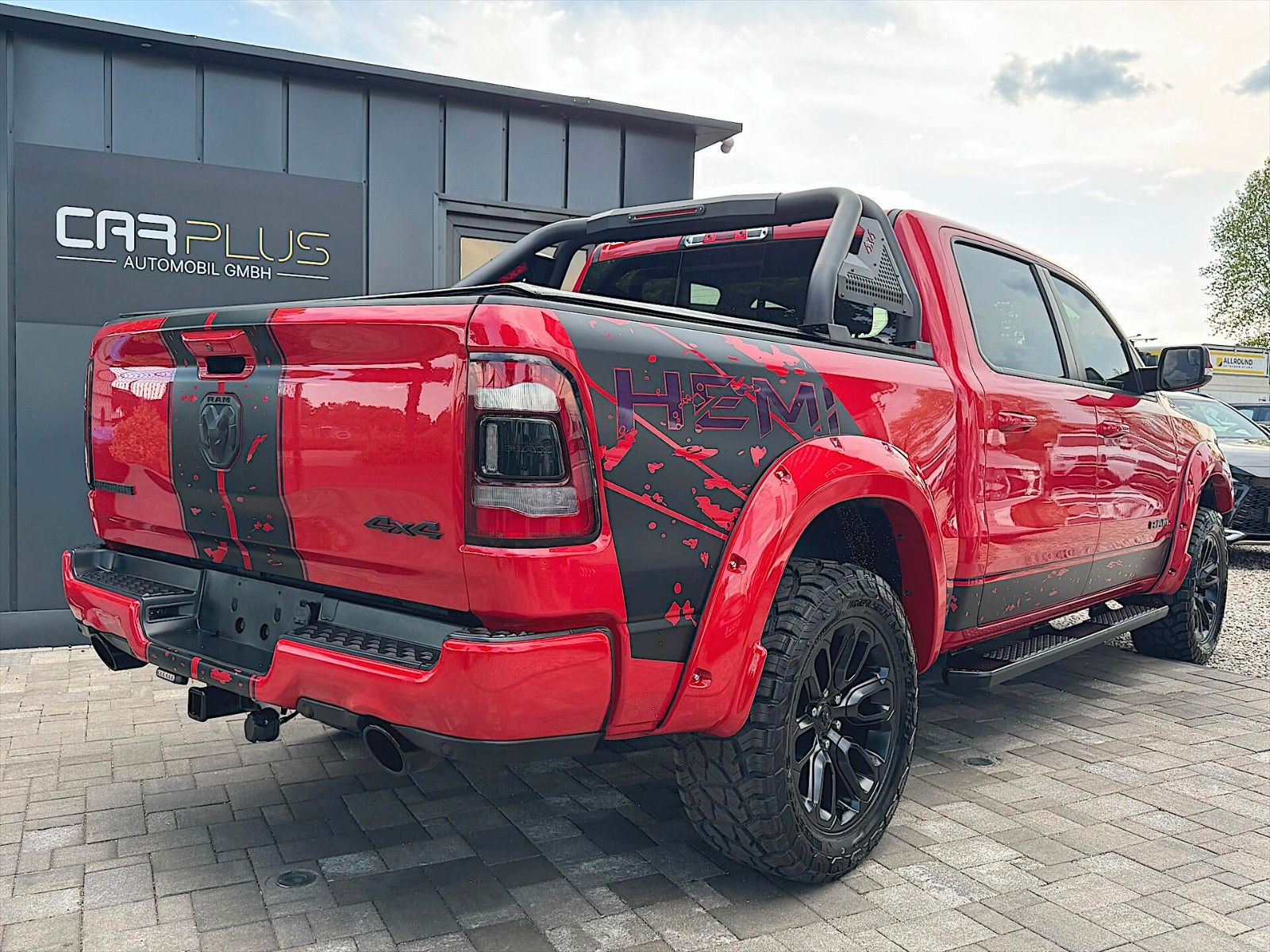 Fahrzeugabbildung Dodge RAM 5.7 V8 HEMI Red Devil NightEdition 4x4 eTorq