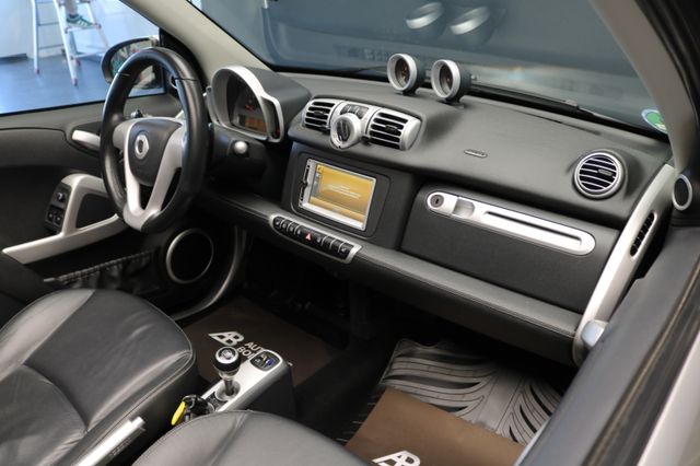 ForTwo fortwo cabrio Brabus/NAVI/LEDER/AUTOMATIK – Vorschau 20