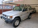 Mitsubishi Pajero 2.5 TDI 3p gancio traino 98 - gebrauchte Mitsubishi Pajero aus dem Jahr 1998