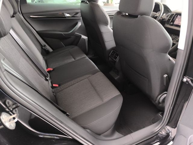 Fahrzeugabbildung SKODA Karoq 1.6 TDI SCR DSG Style LED NAVI KESSY SMART
