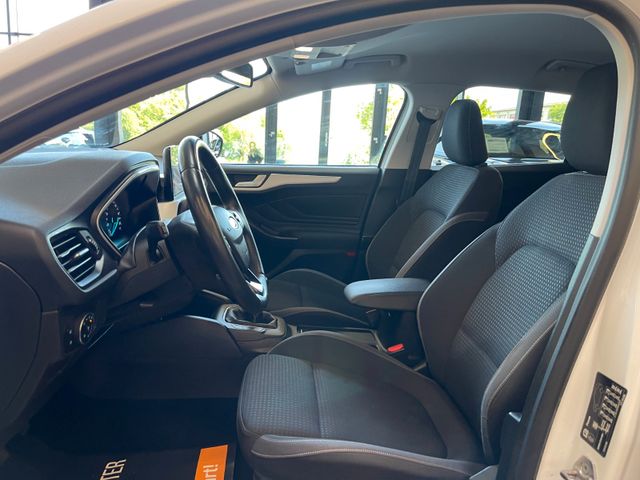 Ford Focus Turnier Cool & Connect *NAVI*KAM*PDC*TEMP*