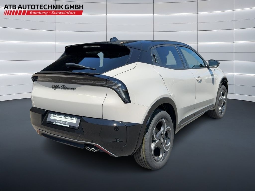 Fahrzeugabbildung Alfa Romeo Junior Sport Speciale Ibrida