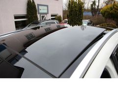 Fahrzeugabbildung Mercedes-Benz GLA 180 Urban*Panoramadach!*Navigation*Sitzheiz*