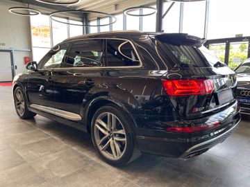 Audi SQ7 4.0 TDI quattro *PANO*HUD*MATRIX*AHK*S-LINE*