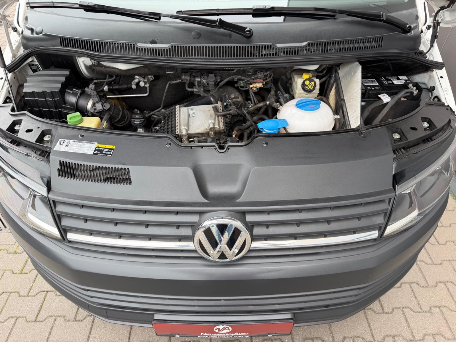 Volkswagen T6 2.0 TDI 9-SITZER Klima PDC AHK 1.Hand 69000km