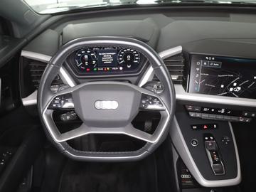 صورة 7 لـ 2024 AUDI Q4 E-TRON