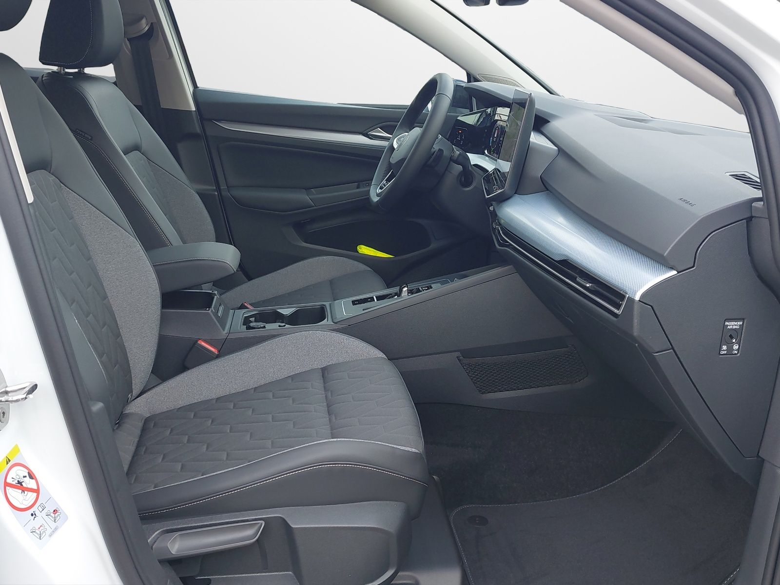 Volkswagen Golf 8 1.5 eTSI DSG Energy  Navi LED Kamera PDC  foto 13