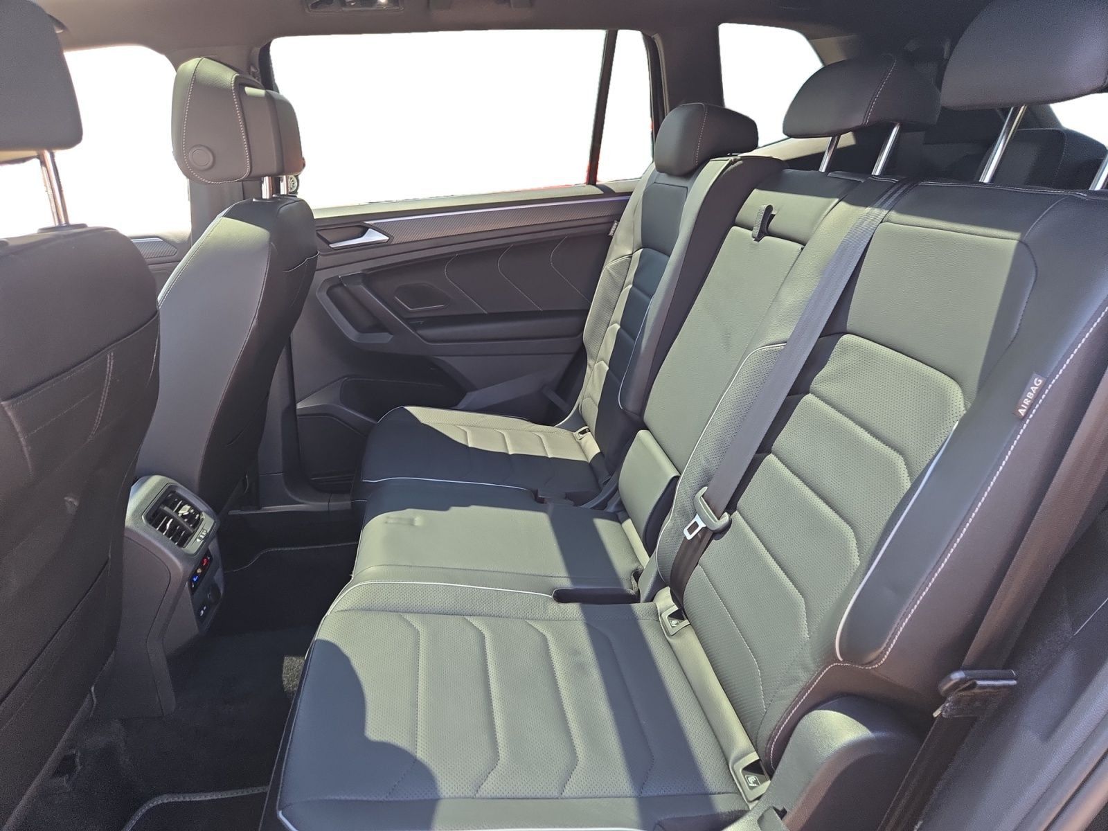 Volkswagen Tiguan Allspace R-Line 2.0 TDI 4M DSG 7-Sitze B foto 10