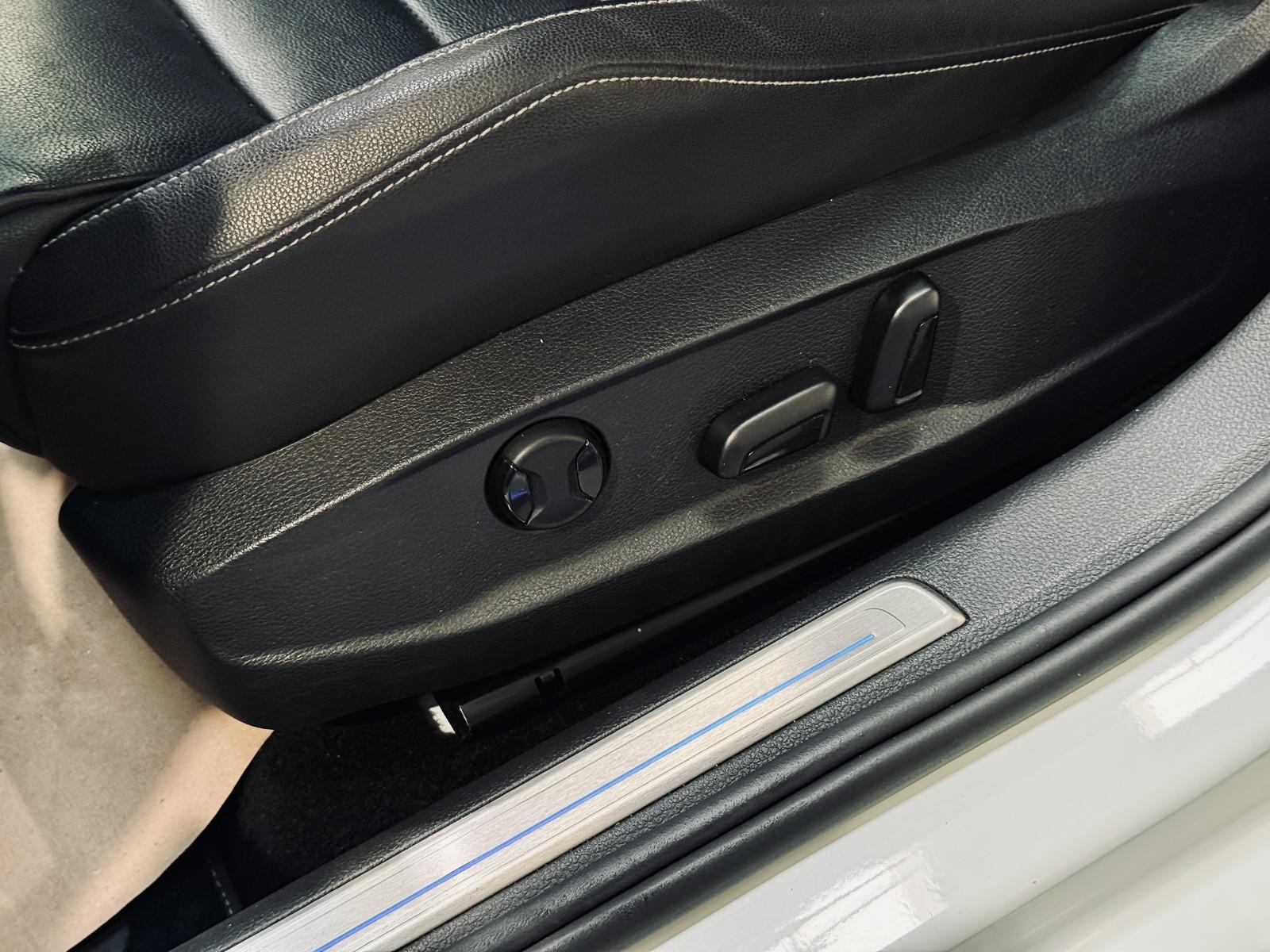 Volkswagen Golf VII R 4Motion|PANO|KAMERA|ACC|SPUR*