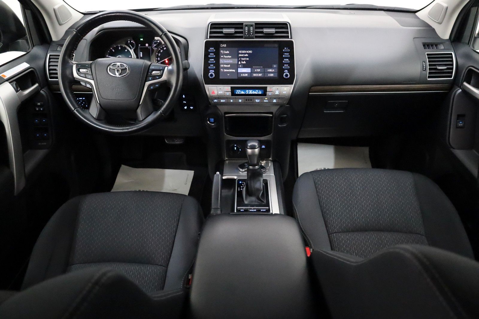 Fahrzeugabbildung Toyota Land Cruiser Executive,Aut.,LED,Kamera,ACC,AHK