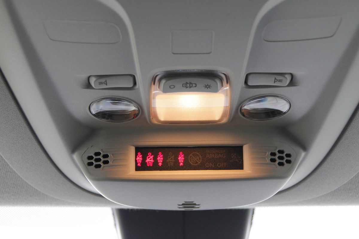 Fahrzeugabbildung Opel Combo Life Elegance