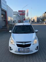 Chevrolet Spark - gebrauchte Chevrolet Captiva aus dem Jahr 2010
