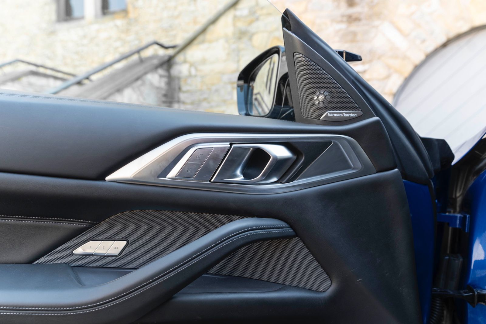 Fahrzeugabbildung BMW M4 Coupe xDrive Competition HUD ACC 360° CARPLAY