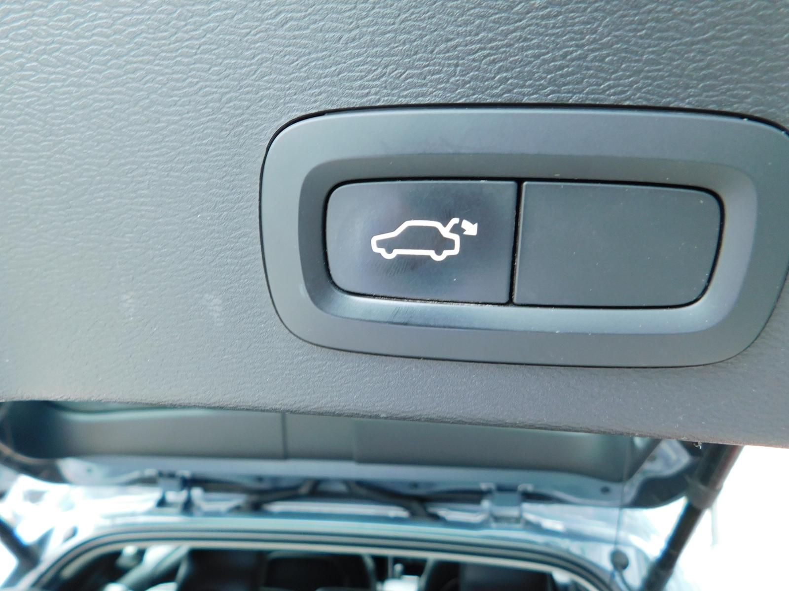 Fahrzeugabbildung Volvo XC40 D3 Momentum Pro