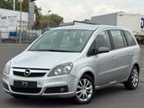 Opel Zafira B 1.9 Diesel Automatik 7 Sitzer TÜV - Opel Zafira aus 2006 mit Diesel-Antrieb