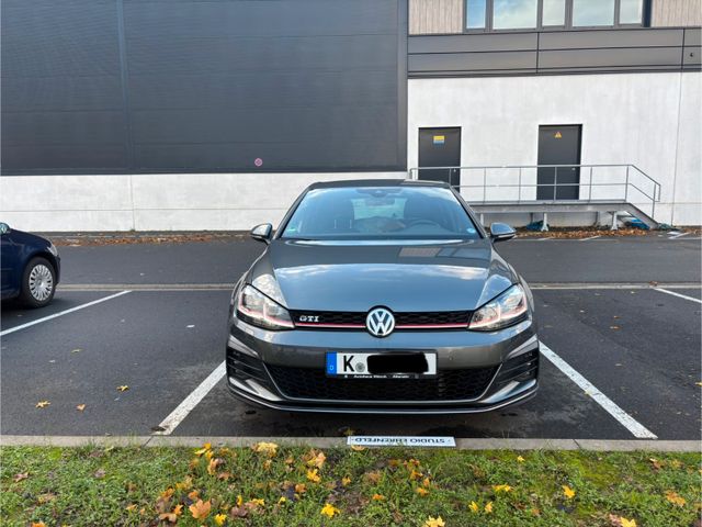 Volkswagen Golf 2.0 TSI DSG GTI | Leder | Automatik | Navi