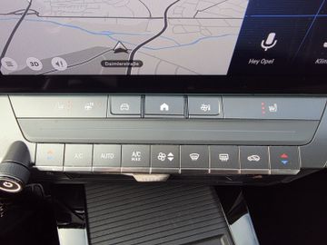 Bild 11 Opel Astra GS ST NAVI/SHZ+LHZ/PDC vo+hi+360Cam/LED