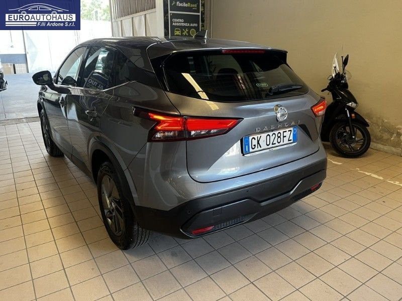 Nissan Qashqai 1.3 MHEV 140 Business imagem 2