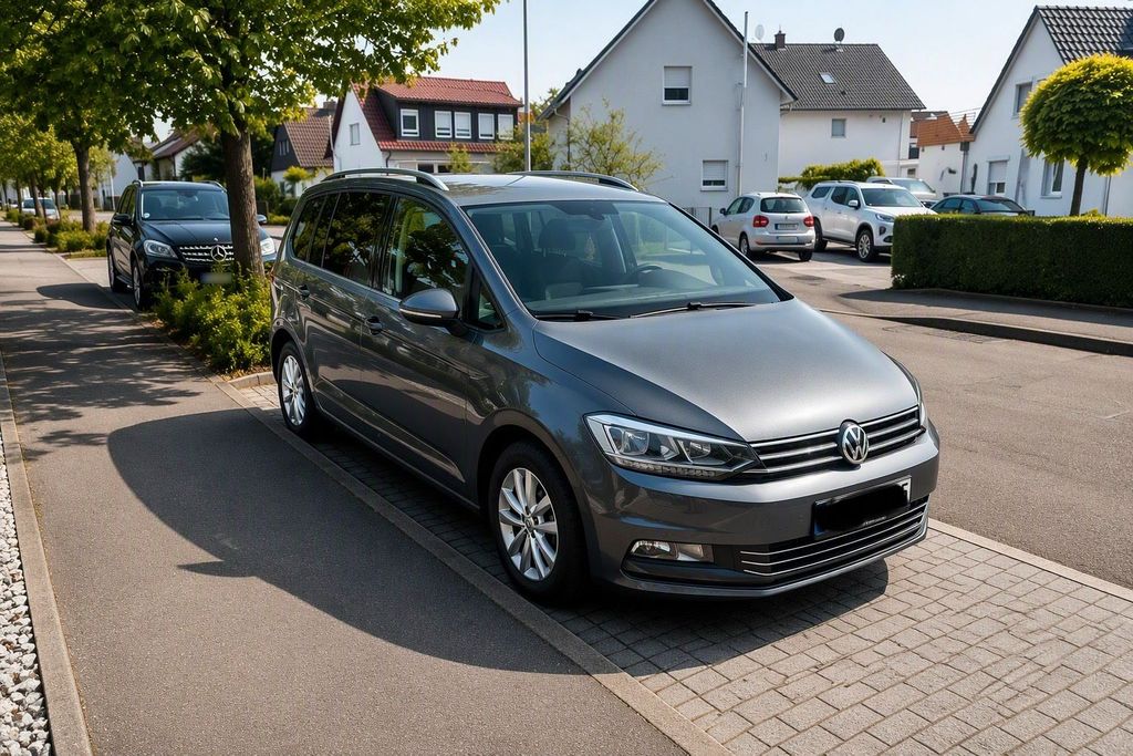 Image of Volkswagen Touran
