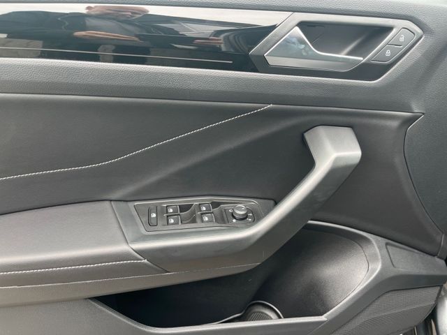 T-Roc 2.0 TDI DSG R-LINE LED+KAMERA+AHK+ERGOACTI