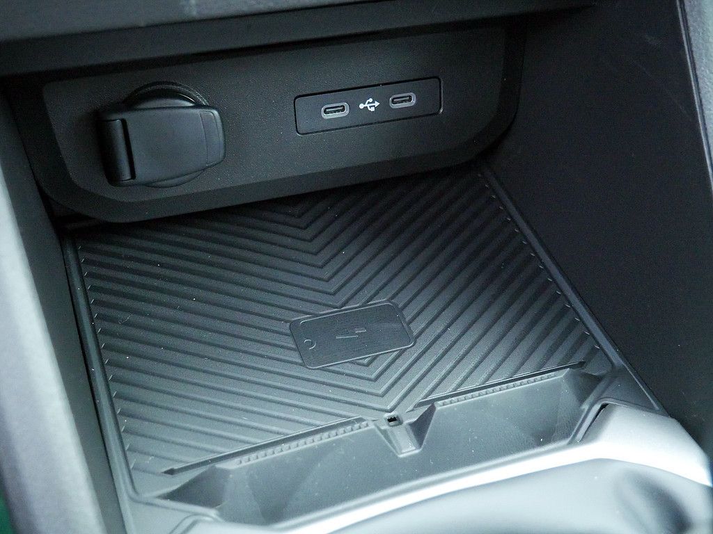 Fahrzeugabbildung Dacia Bigster Extreme TCe 140