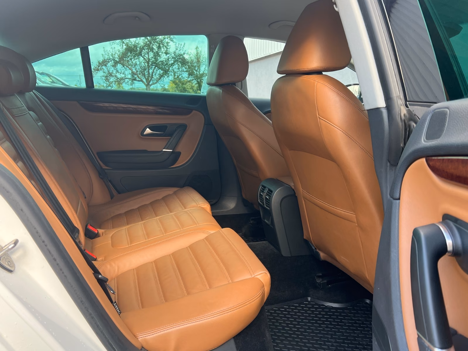 Volkswagen Passat CC 2.0 TDI 170 ch DSG • Cuir Nappa • Bi-Xénon • Park Assist • 18"