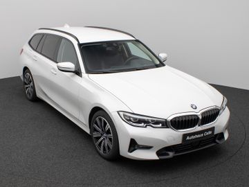 Fahrzeugabbildung BMW 320d xD SportLine HUD DAB 360°Stop&Go Alarm AHK