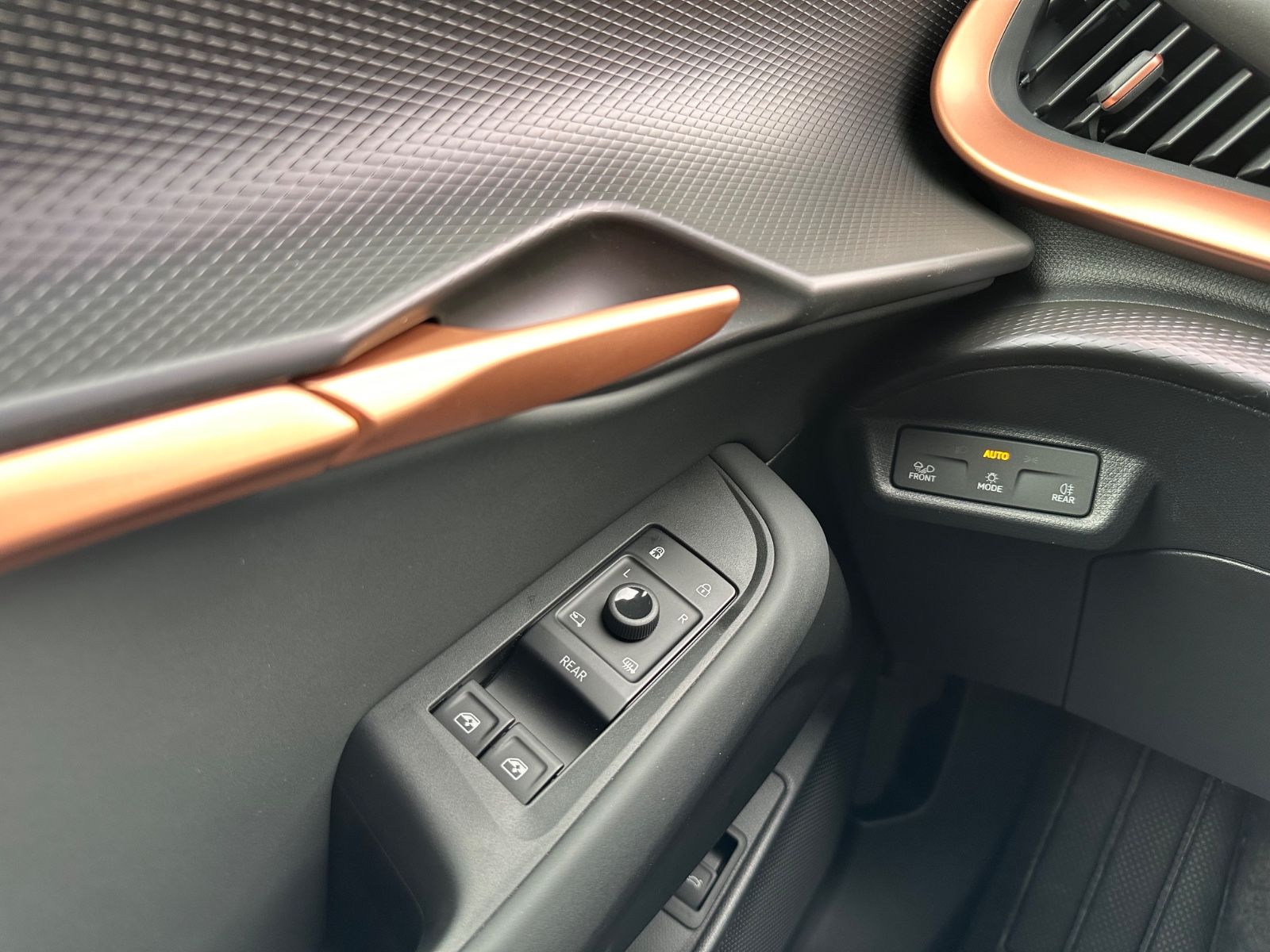 Fahrzeugabbildung CUPRA Tavascan 82 kWh Endurance ACC/NAVI/LED/SHZ/WPUMP