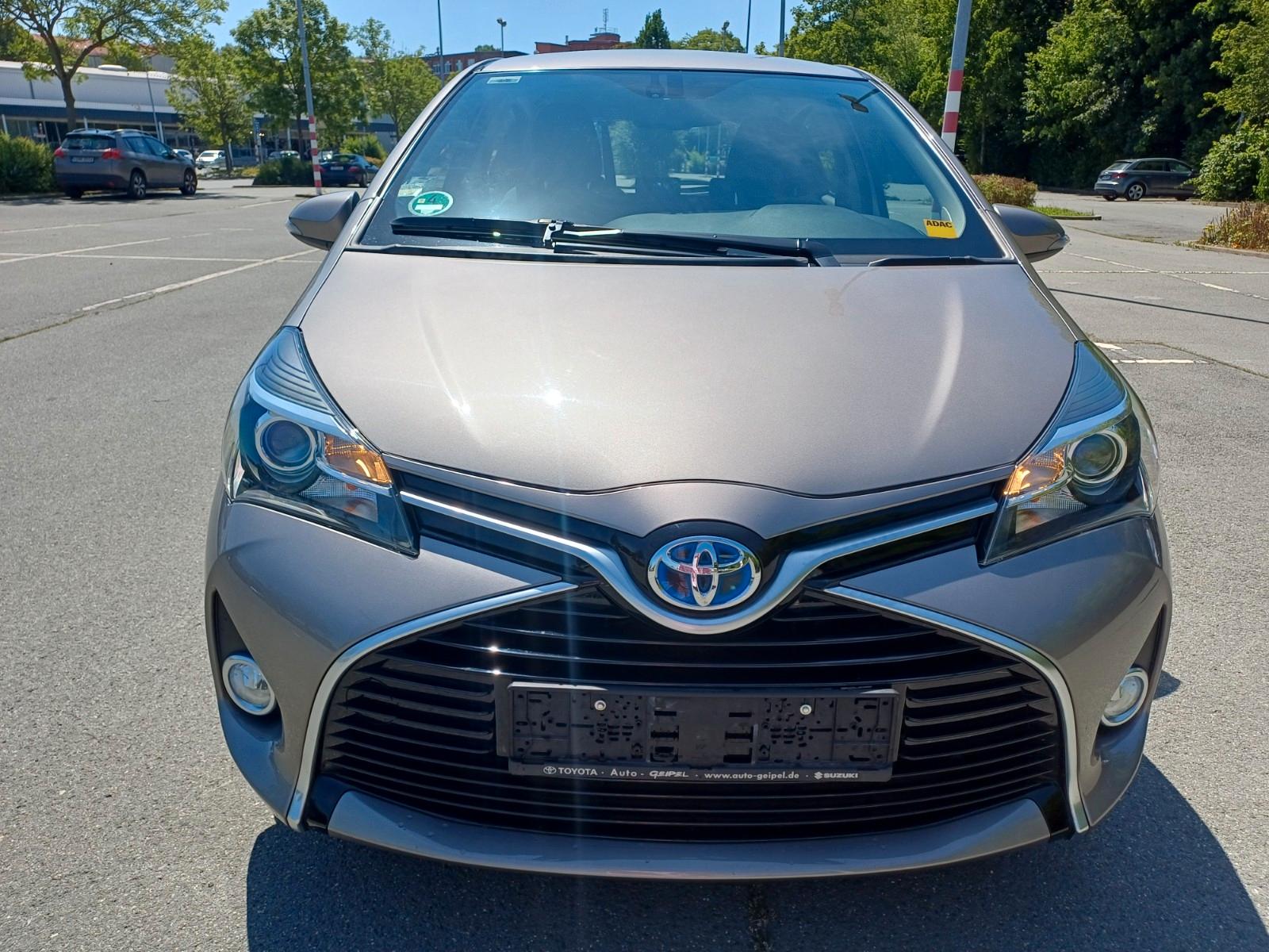 Toyota Yaris Comfort Hybrid 5-türig Automatik *52.000*