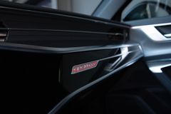 AUDI RS6 Avant 4.0 TFSI*Matrix*B&O*Dynamik*Keramik22"
