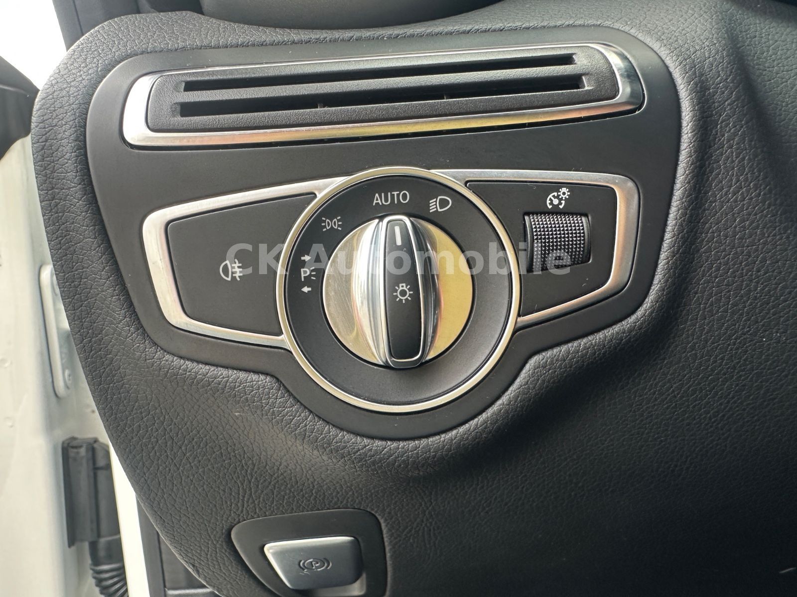 Fahrzeugabbildung Mercedes-Benz C200 Cabrio AMG-Line/Navi/ILS LED/Tempomat