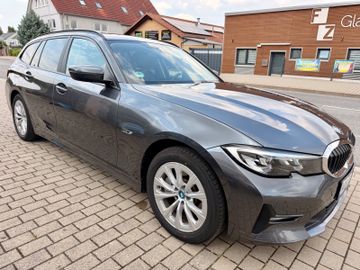BMW 330 - 1
