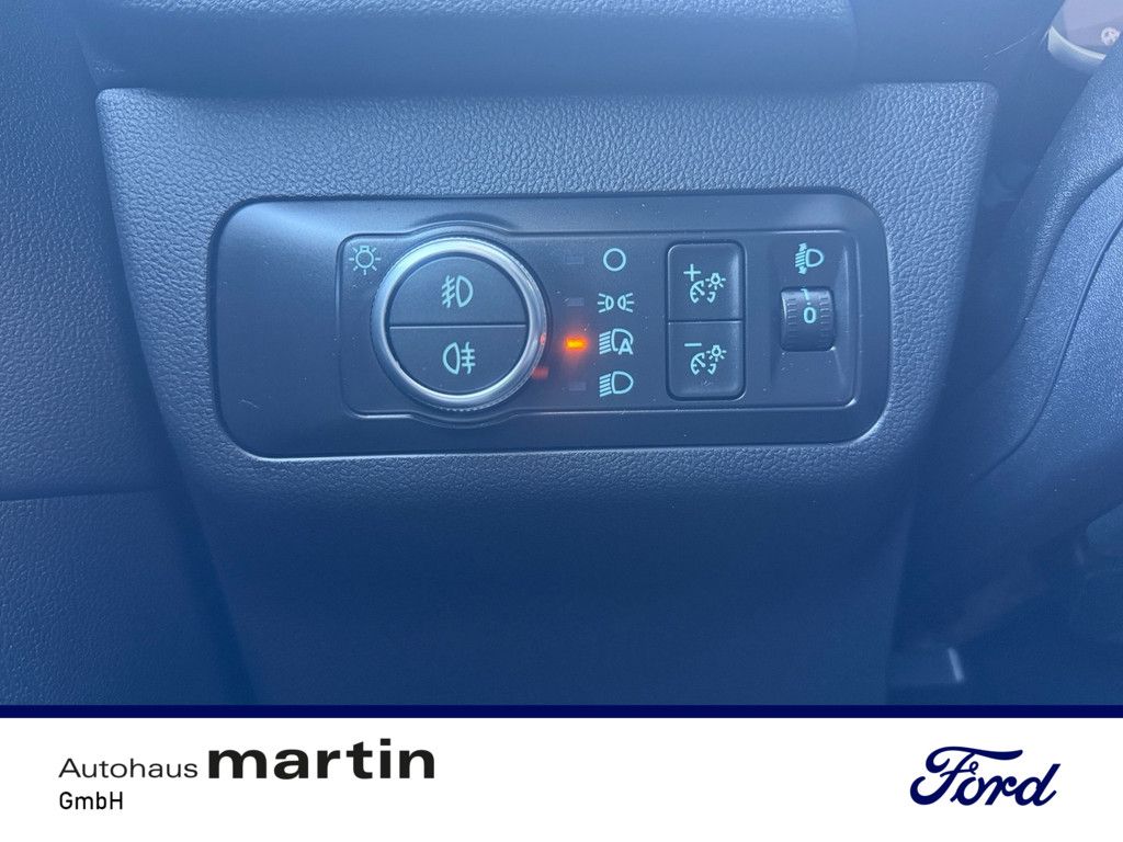 Fahrzeugabbildung Ford Kuga 1.5 Titanium PDC SHZ KAMERA NAVI ACC LED
