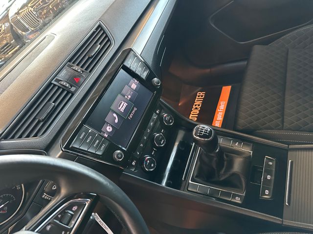 MYAUTOCENTER – Gebraucht- und Jahreswagen mit Werkstattservice in Pfaffenhofen Skoda Superb Combi Style *Bi Xenon*Klima*ACC*