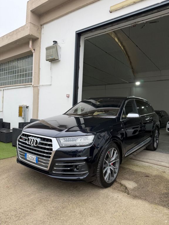 Image of Audi Q7