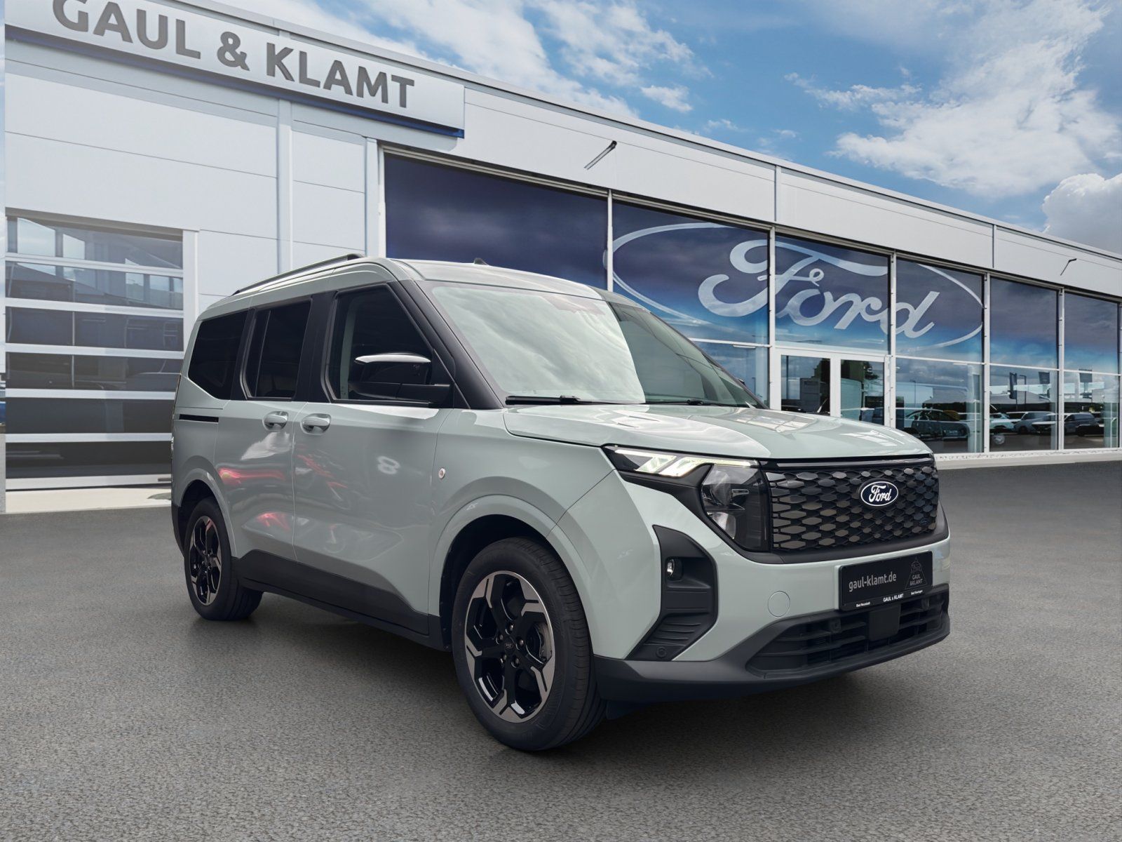 Fahrzeugabbildung Ford Tourneo Courier eMotor BEV Titanium