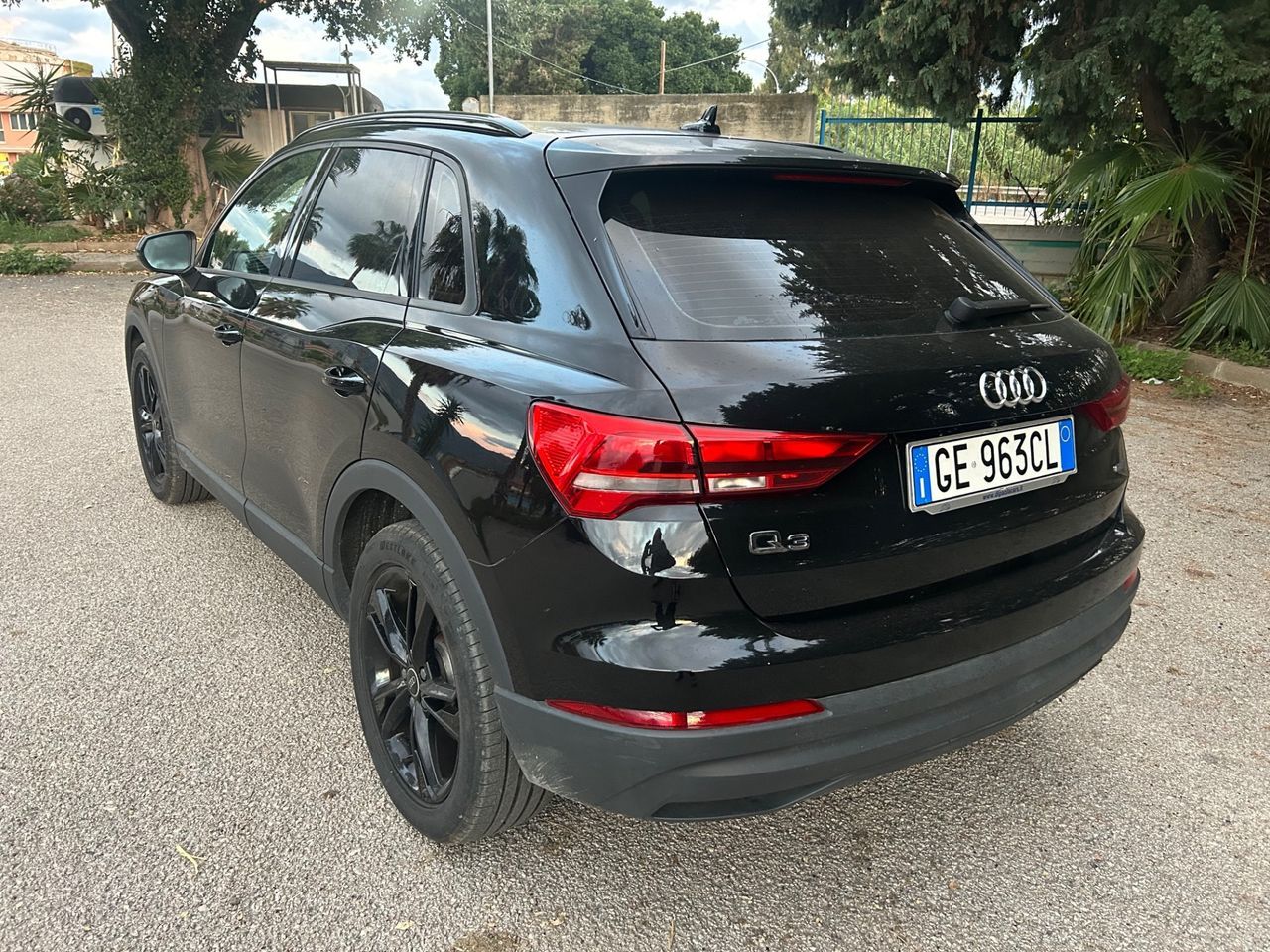 Audi Q3 35 TDI S tronic Business Advanced imagem 2
