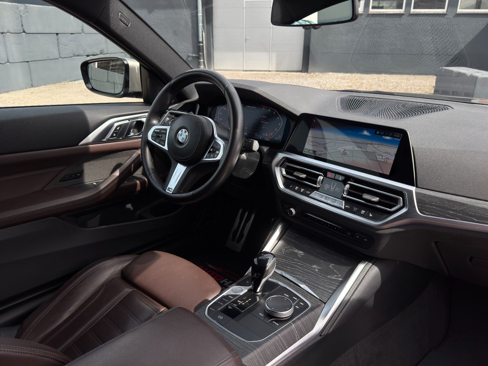 Fahrzeugabbildung BMW M440i xDrive Coupe Edelholz Laser Memory HuD H&K