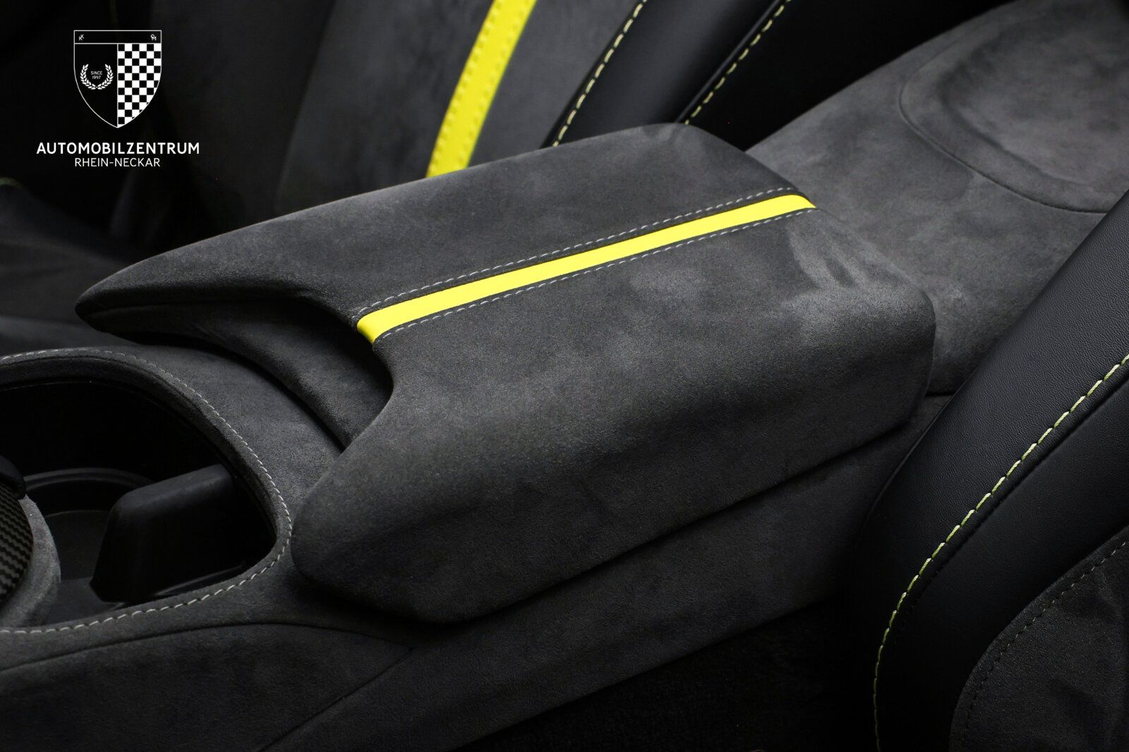 Aston Martin V8 Vantage - Bild 39