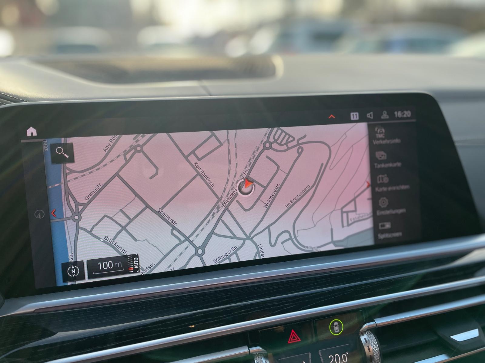 BMW X7 M50d VOLL/SKY LOUNGE/6-SITZE/ASSIST/MASSAGE
